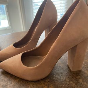 Steve Madden 4” pointed heel block heel